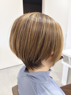 イフプロデュースドバイアミカ(iF produced by Amica) ショートボブブラウンカラー