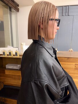 シロ(siro) 【33.ショート×ブリーチ・ダブルカラー】髪質改善・学割も人気