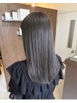 零秒女髪 千里丘店&nbsp;艶カラーで魅せる上品な大人のロングヘア髪質改善艶髪艶感