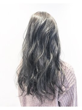 ハビット (habitt) 【ｈａｂｉｔｔ】細めハイライトでつくる立体グレージュカラー☆