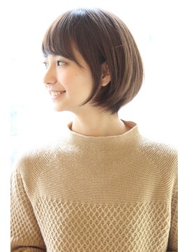レウナ 外苑前(Reuna) 【３０代・４０代・５０代】大人の女性に人気の耳かけボブ
