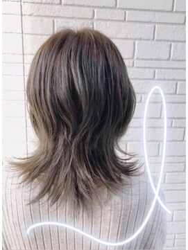 リタ ヘアメイク(Rita hair make) トレンドウルフ