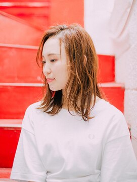 ナウラ(Naurra) 外ハネセミウエット/20代/30代/40代/水島/倉敷