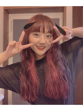 アンディヴァイド(UNDIVIDE) 荒金　理香さん（インナーカラー&バレイヤージュ）