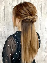 アップスニニー(up's niny)&nbsp;*ストレートなハーフアップヘア*