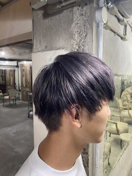 ロイジー(roijir) 【表参道　roijir】色落ち重視ハイトーンカラー×メンズカット