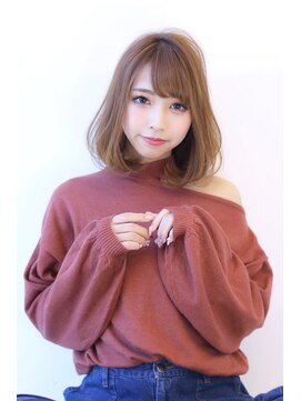 オーロ 西宮店(ORO) ふんわり透明感ベージュAラインボブ