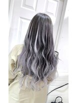 ウーロス(uros.) エクステバレイヤージュ