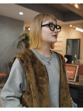 ジュール(JOULE'S) 大人ハイトーンボブレイヤーボブウルフ切りっぱなしボブミニボブ