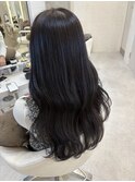 ダークシルバーグレージュとロングレイヤースタイル