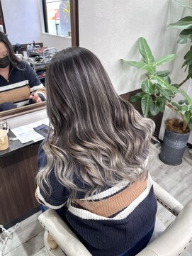 ベルヘアーデザイン 堺東(Belle hair Design) バレイヤージュ/グラデーション/グラデーションカラー/堺東