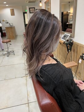 ノーム 横浜(NORM) ラベンダーグレージュ