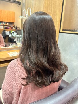 カイノ なんばエキカン店(KAINO) ブラウンベージュカラー