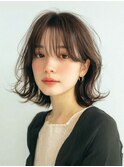 韓国風ミディアムレイヤー×トレンドサイドバング