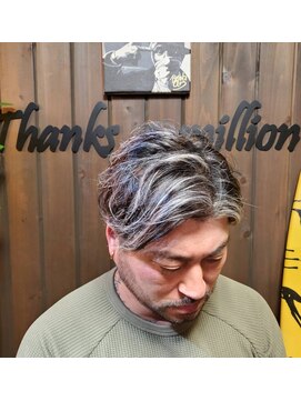 サンフラット(Sun Flat) ホワイトメッシュ×メンズカット