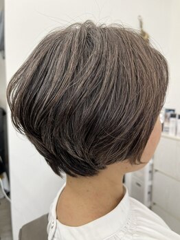 リトリート(Retreat)の写真/【西取手駅徒歩1分】年齢を重ねるごとに気になる髪のお悩みも頭皮のお手入れも、プロの技術におまかせ♪