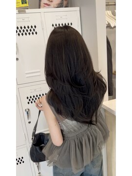 プラチナ(PLATINA) ハイレイヤーレイヤーカットブリーチ無しカラー顔周り韓国