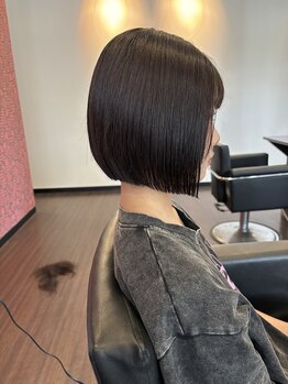 クラブ ヘアー オズ 南摂津店(CLUB HAIR OZ)の写真/【南摂津徒歩1分】ハサミを使い分けて立体的にカットしていく独自の技法☆再現性・モチの良さも抜群◎