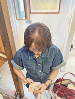 マニア(mania.)&nbsp;オリーブベージュブリーチなしワンカラー透明感カラーヘーゼル