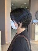 ショートボブ