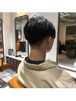 オーパスバイアンブルリュクス 池袋(Opus by ambleluxe)&nbsp;センターパート/テーパフェード/刈り上げ