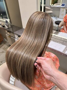 アース 渋谷店(HAIR&MAKE EARTH) 渋谷縮毛矯正｜ハイトーン艶髪ロング