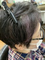 ヘアーアンドスパ ベアーズ 2 ネオンピンクのマニキュア
