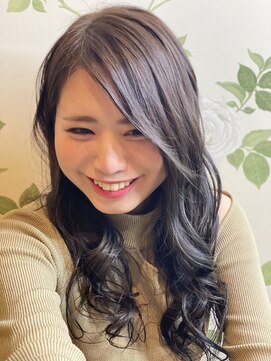 アットエス(@S) #大人可愛い #コテ巻き風パーマ #グレージュ