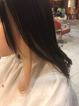 ネオリーブ コパン 鶴見店(Neolive copain) インナーカラー　ブランドベージュ