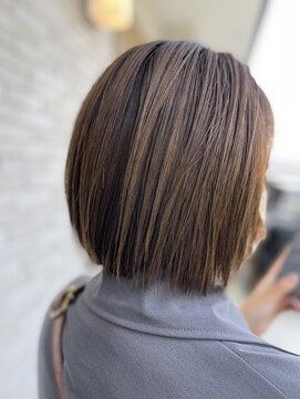 シス(sisu) アッシュ