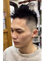 バーバーオオキ(Barber Ohki)&nbsp;スキンフェードソフモヒスタイル
