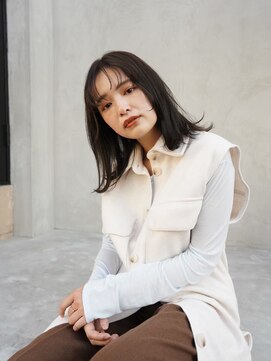 ドットハリス(.Hallis) 大人かわいい/小顔/ミディアムレイヤー/20代30代40代