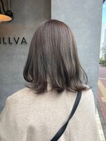 ナンバー ジルバ 立川(N° jillva)&nbsp;大人ミディナチュラルくびれヘア韓国ブロンドベージュ立川