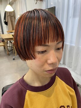 ユノ(juno) 【中目黒】白髪ぼかしにもなるデザインカラーのマッシュショート