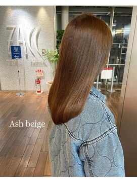 ザック ヴィ(ZACC vie) つやセミロングレイヤー