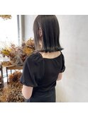 ボブとオリーブ!透明感のある組み合わせ◎