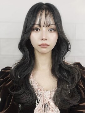 ハチ(HACHI) 大流行中！今っぽ韓国式レイヤーカットで作るくびれ巻き♪