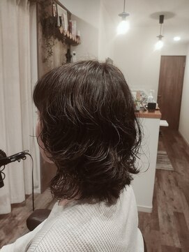 エニシ(Enishi) ロブのパーマスタイル