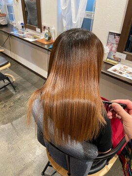 アズグロウヘアー(AS GROW HAIR) 艶々酸性ストレート[デザインカラーレイヤーカットウェットヘア