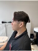 刈り上げセンターパート