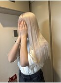 ホワイト