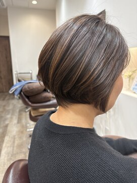 リュッカ(Lycka) 40.50代の小顔ショートノンジアミンカラー