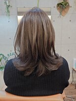 ミューズ 藤が丘店(MUSE)&nbsp;50代/白髪ぼかし×レイヤーカット