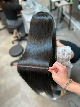 ハル 新宿(haru) ストレートロング/暗髪/艶髪ロング/トリートメント/髪質改善