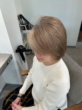 エルピス 大和店(elpis) 2ヶ月持続の透明感白髪ぼかし