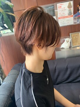 クオリス 赤塚店(QUALIS) 20代30代/大人かっこいい/ハンサムショート/くびれ/前髪なし