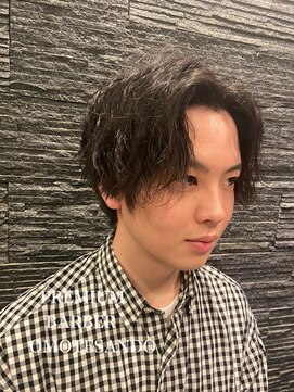 プレミアムバーバー 表参道店(PREMIUM BARBER produce by HIRO GINZA) センターパートナチュラル