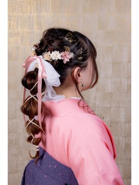 シークエストアンドシプラス(C/QUEST&C-plus) 卒業式袴ヘアセットと着付