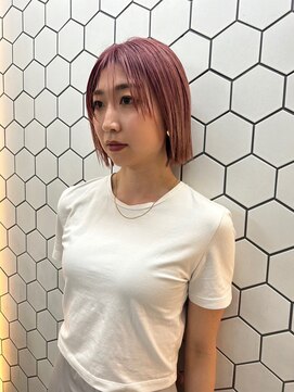 ヴィオットバイサロン(Viot by Salon) 大人ハイトーンピンクボブ　ブリーチ