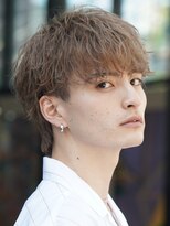 波巻きスパイラルパーマメンズマッシュウルフセンターパート韓国
